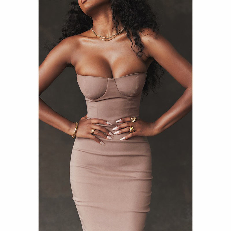 Stylish long dress, elegant and sexy knitted strapless fitted dress